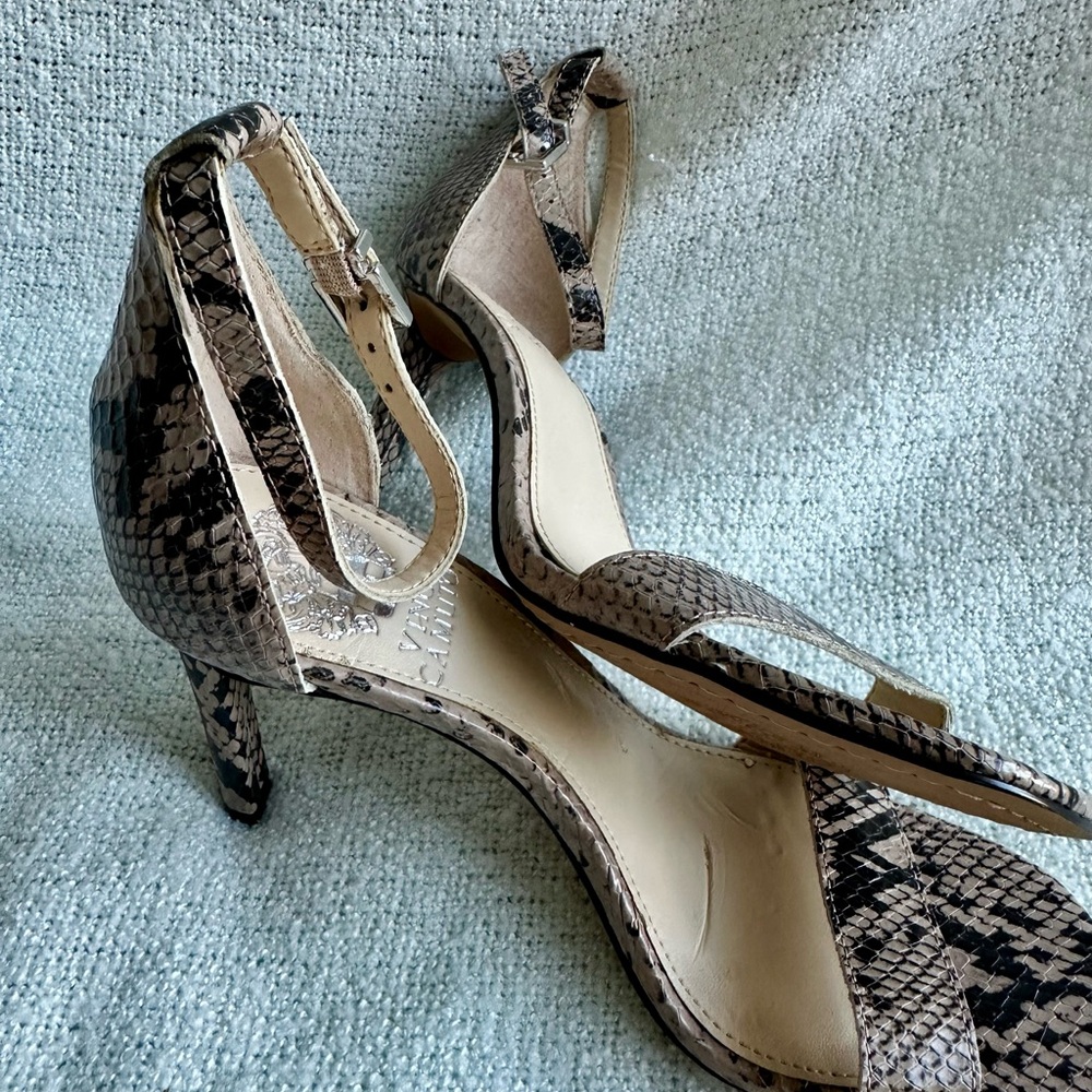 Vince Camuto Black and Cream Snakeskin Heels